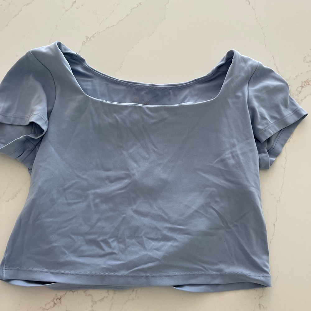 Arie off line  Gray Fitted short Sleeve Crop Top